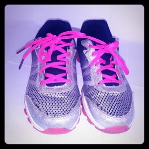 Danskin Now Silver Glitter And Pink Size 5